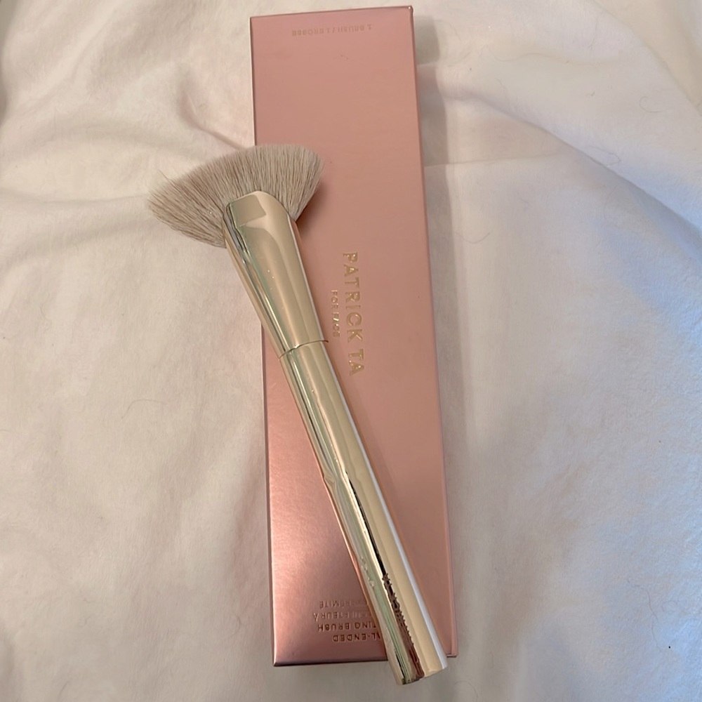 Patrick Ta For Face Brush : Countour 1